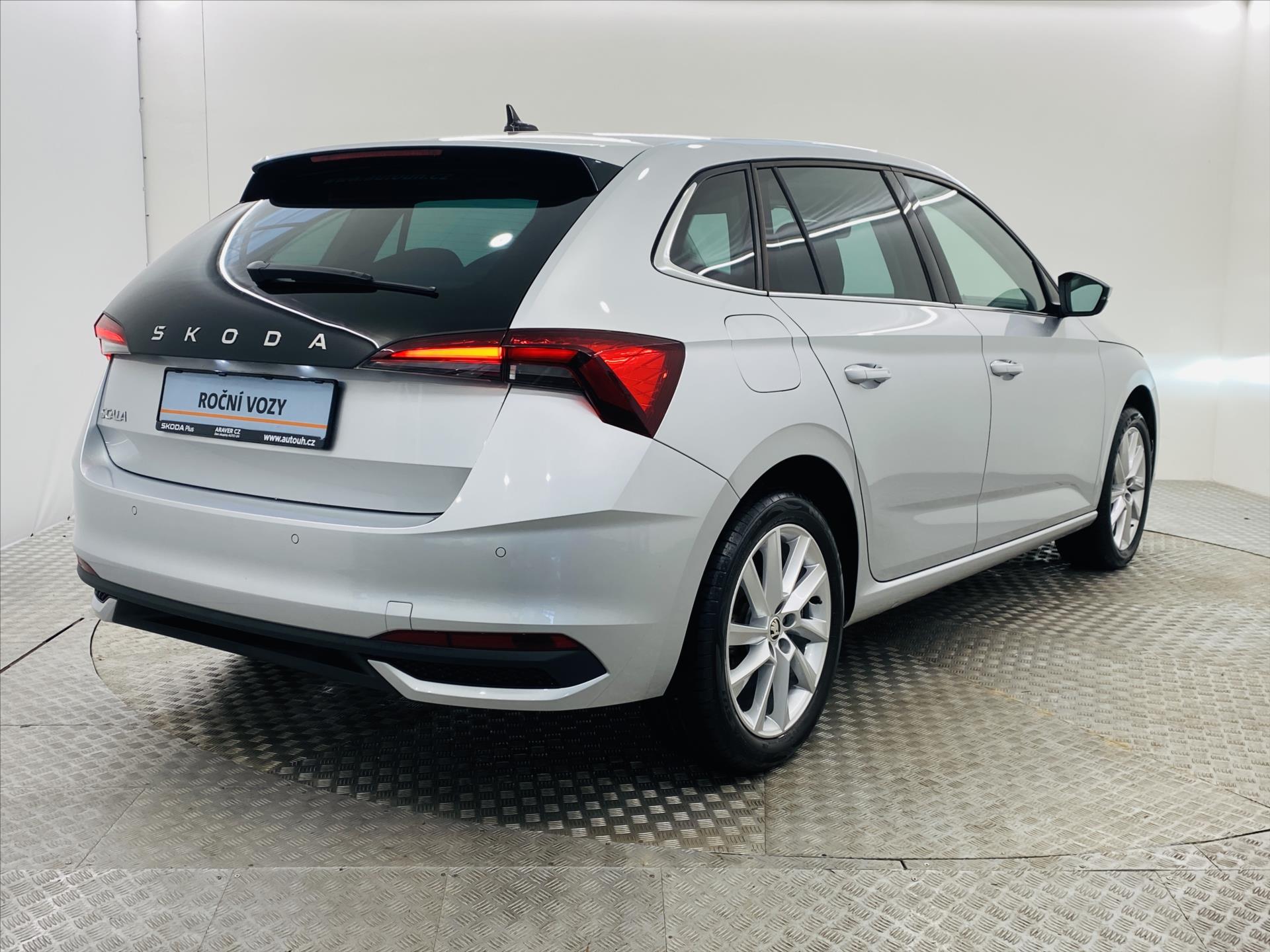 skoda-scala-1-0-tsi-85kw-top-selection - 1