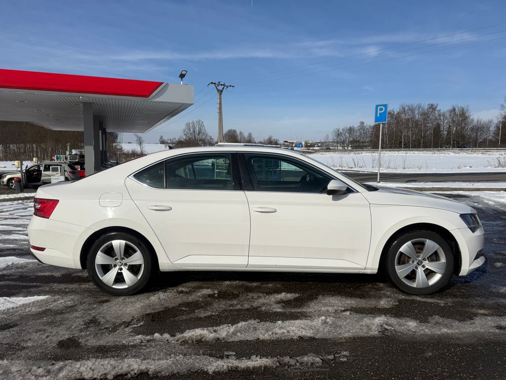 skoda-superb-ambition - 5