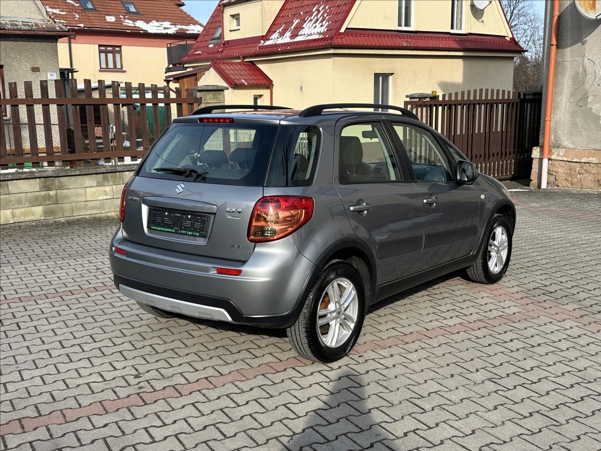 suzuki-sx4-1-6-4x4-1-majitel - 2