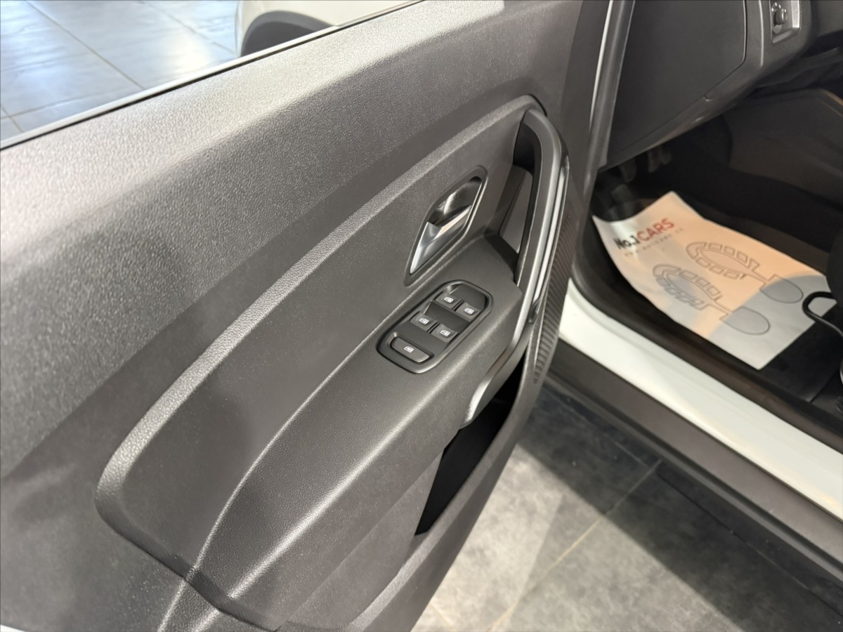 dacia-duster-1-0-tce-1-majitel-cr-zanovni - 6