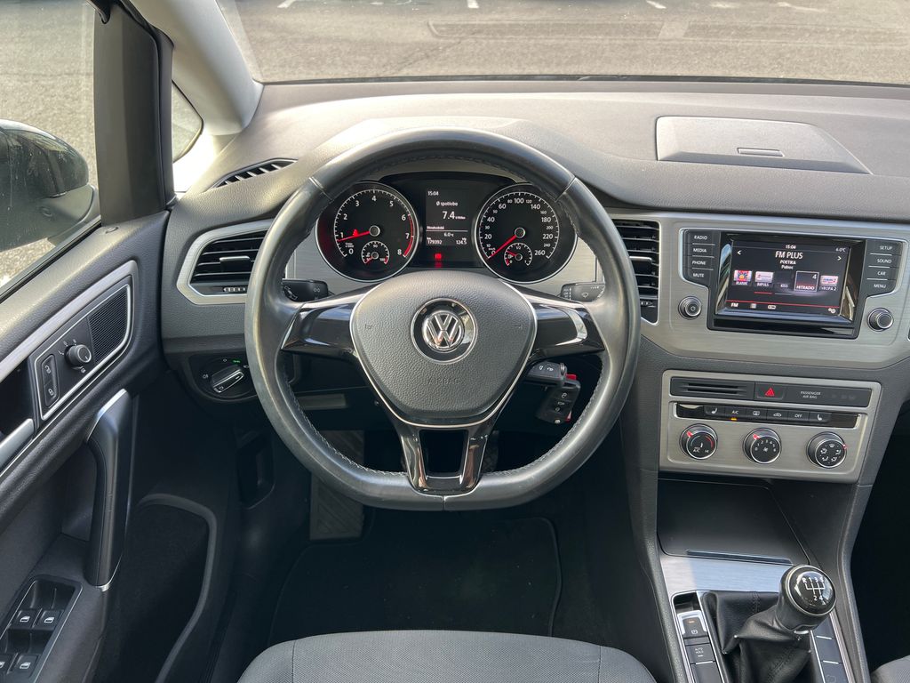 volkswagen-golf-sportsvan-1-2-tsi-86k-servis-zaruka - 8