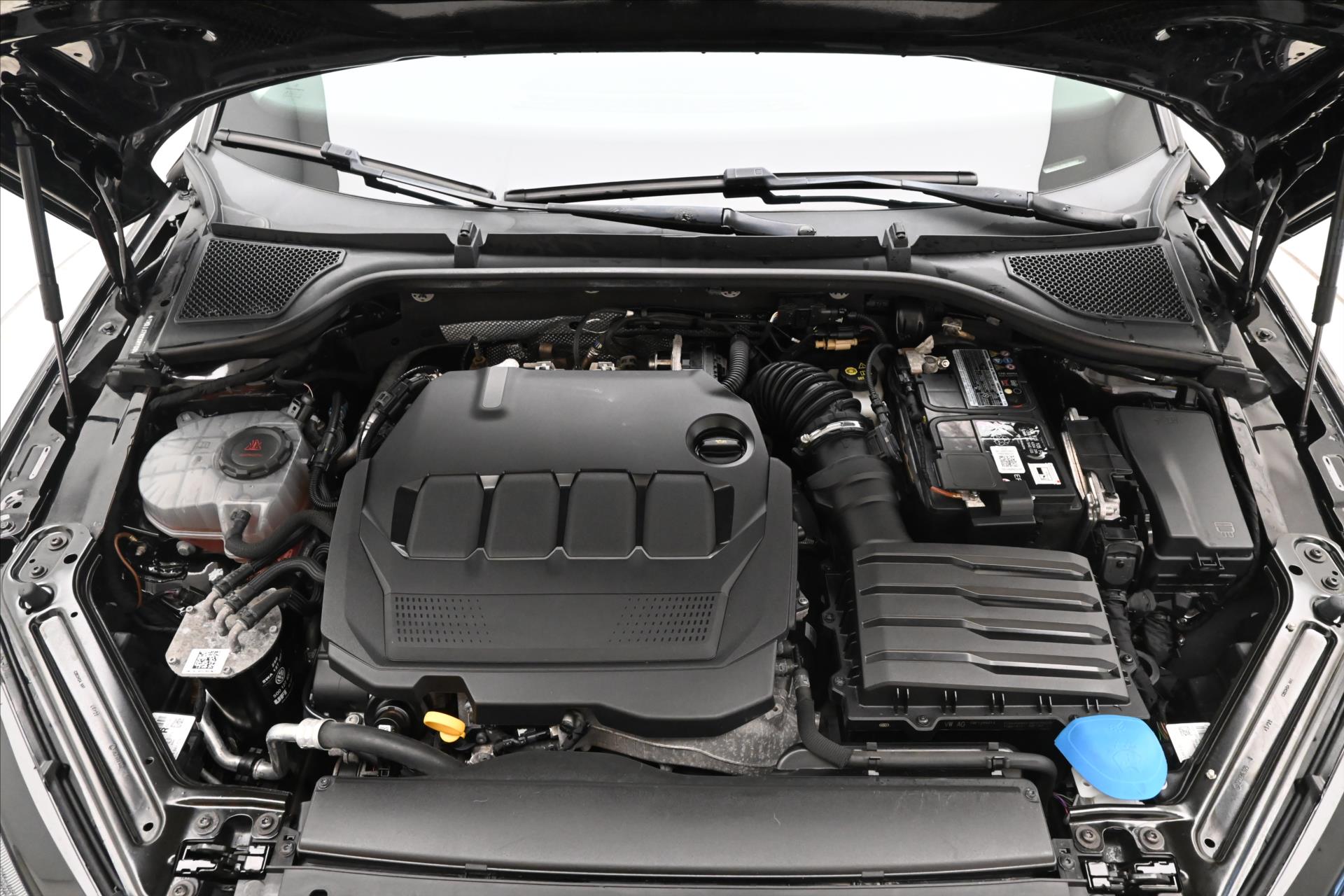 skoda-octavia-2-0-tdi-110kw-dsg-style-zaruka-az-5-let - 7