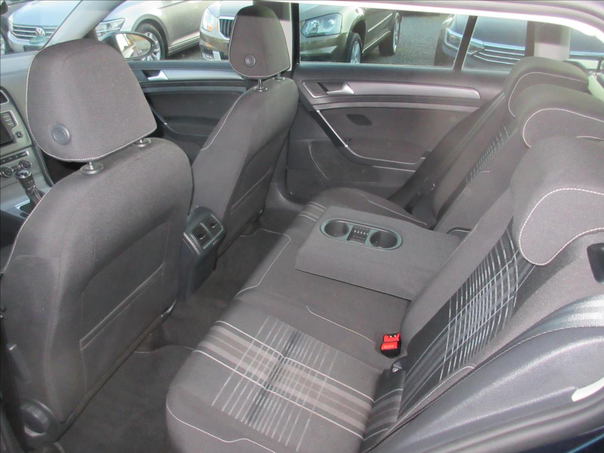 volkswagen-golf-1-4-tsi-92kw-nez-top-edice-lounge - 6