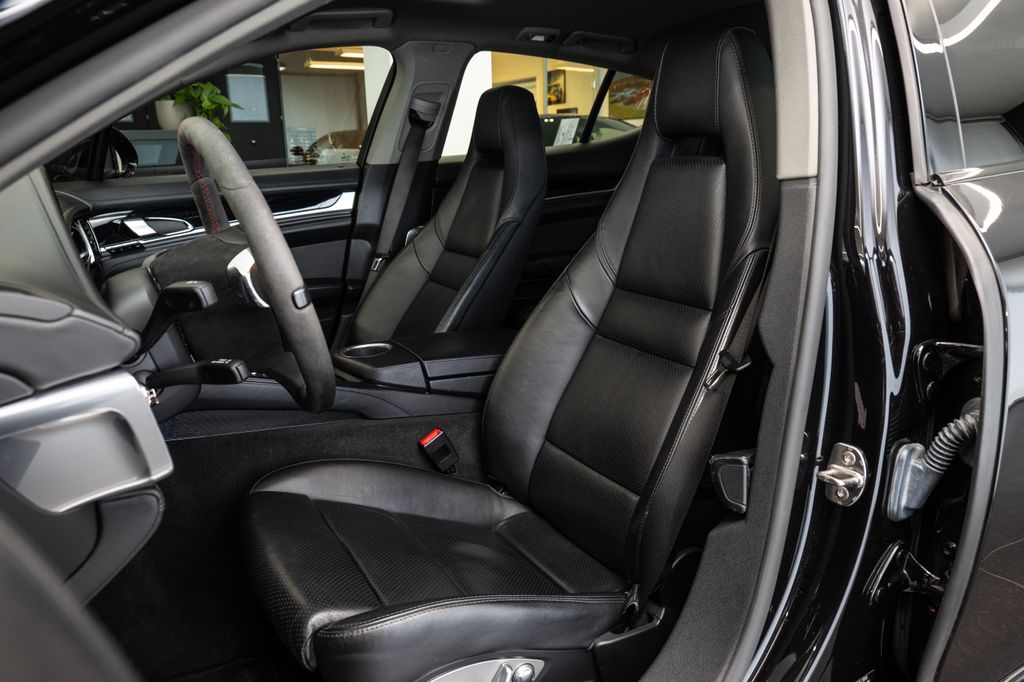 porsche-panamera - 7