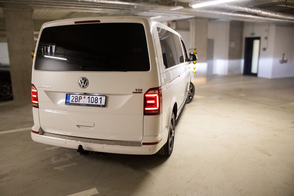 volkswagen-volkswagen-multivan-long - 5