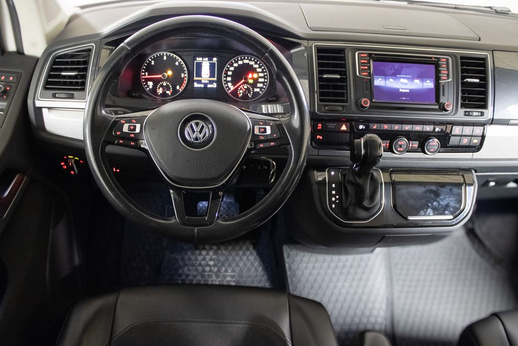 volkswagen-volkswagen-multivan-long - 9