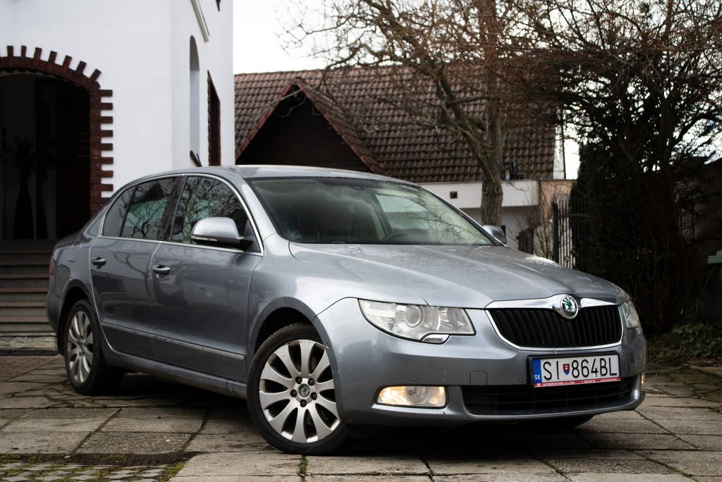 skoda-superb - 2