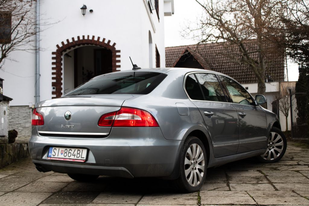 skoda-superb - 4