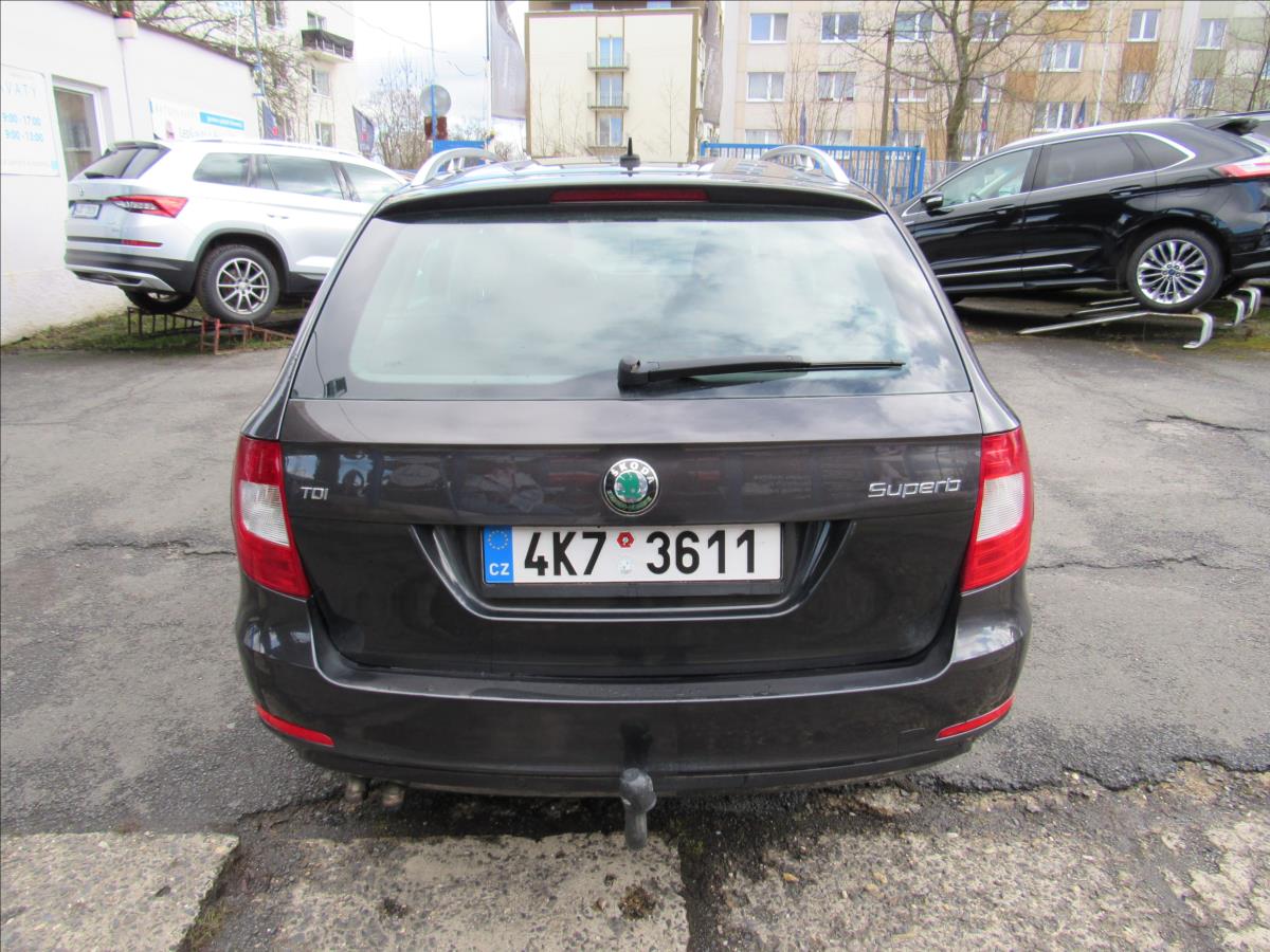 skoda-superb-1-9-tdi-77kw-combi - 4