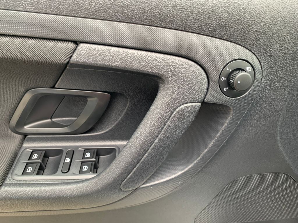 skoda-fabia-1-6-tdi-ambiente - 6