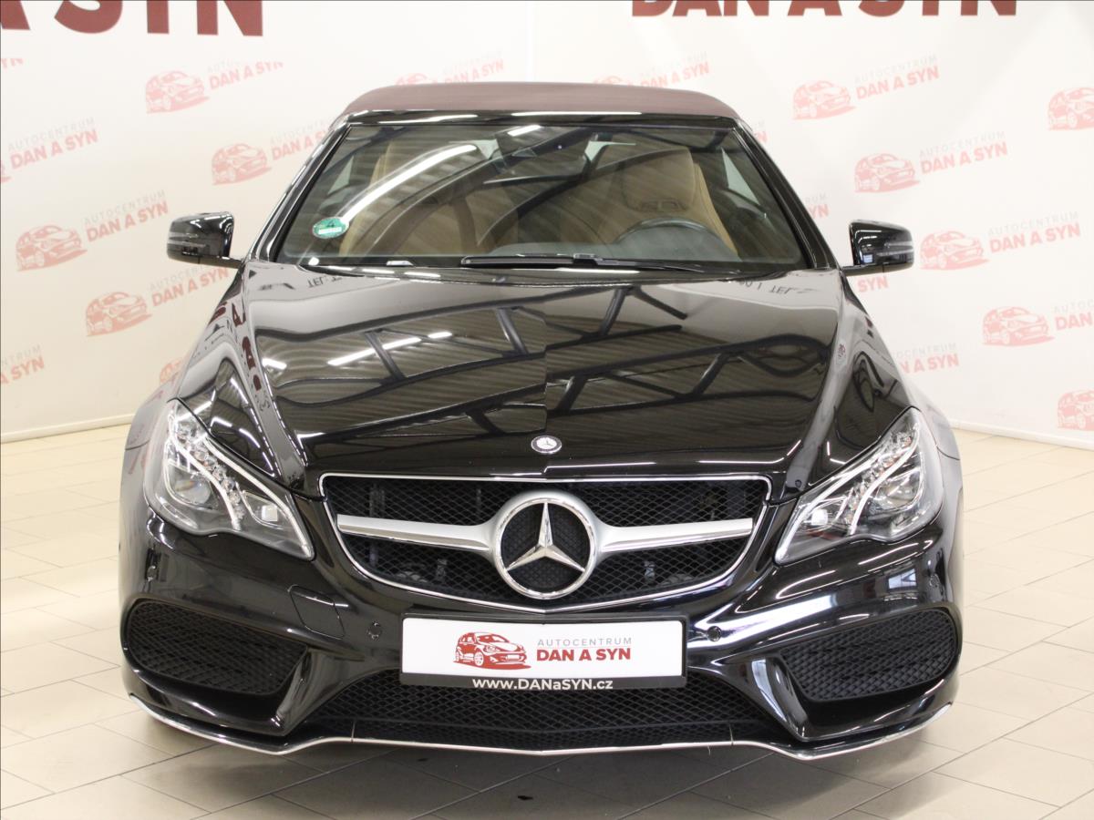 mercedes-benz-tridy-e-2-0-cabrio-e-200-7g-tronic-top - 2