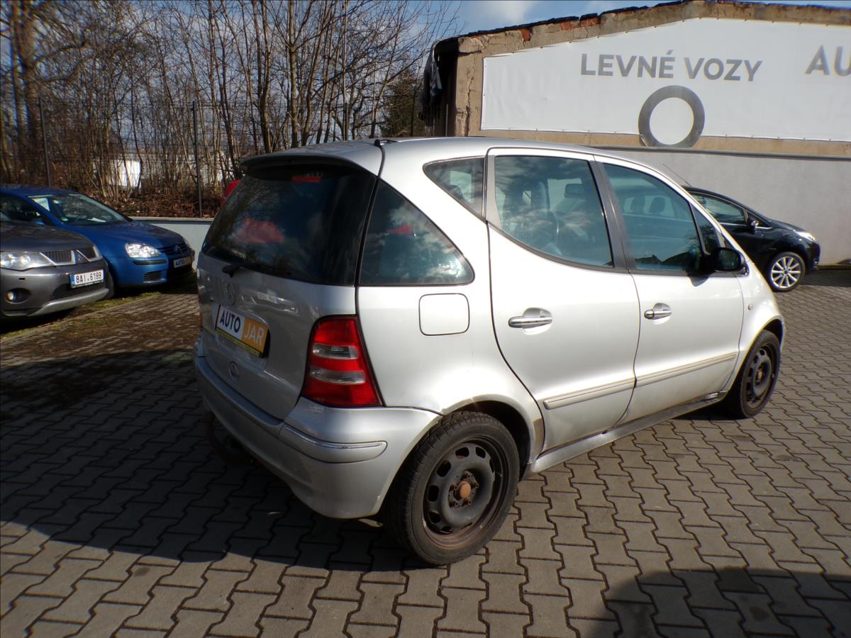 mercedes-benz-tridy-a-1-6-i-tazne-zarizeni - 4