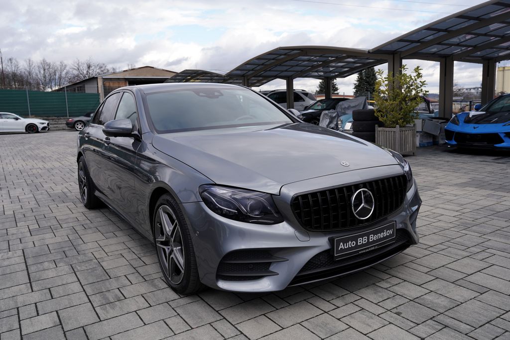 mercedes-benz-tridy-e-e-220d-4matic-amg-led-at9-cr - 7