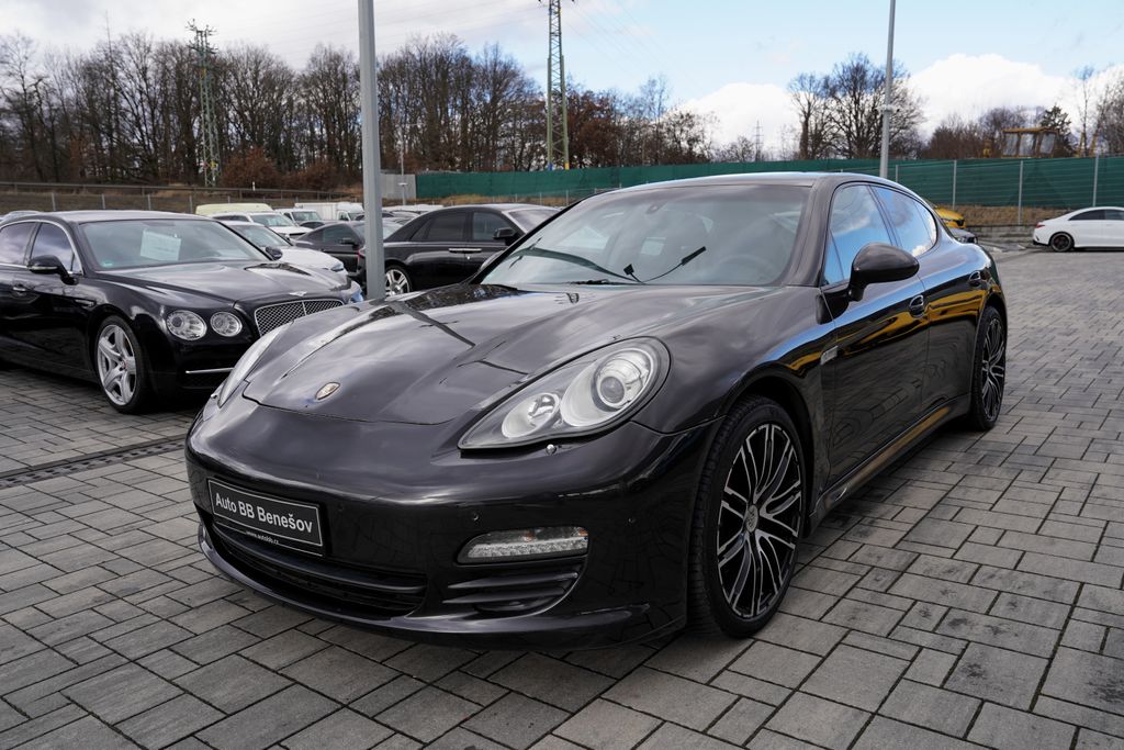 porsche-panamera-3-6-v6-300ps-kuze-at-xenony - 1