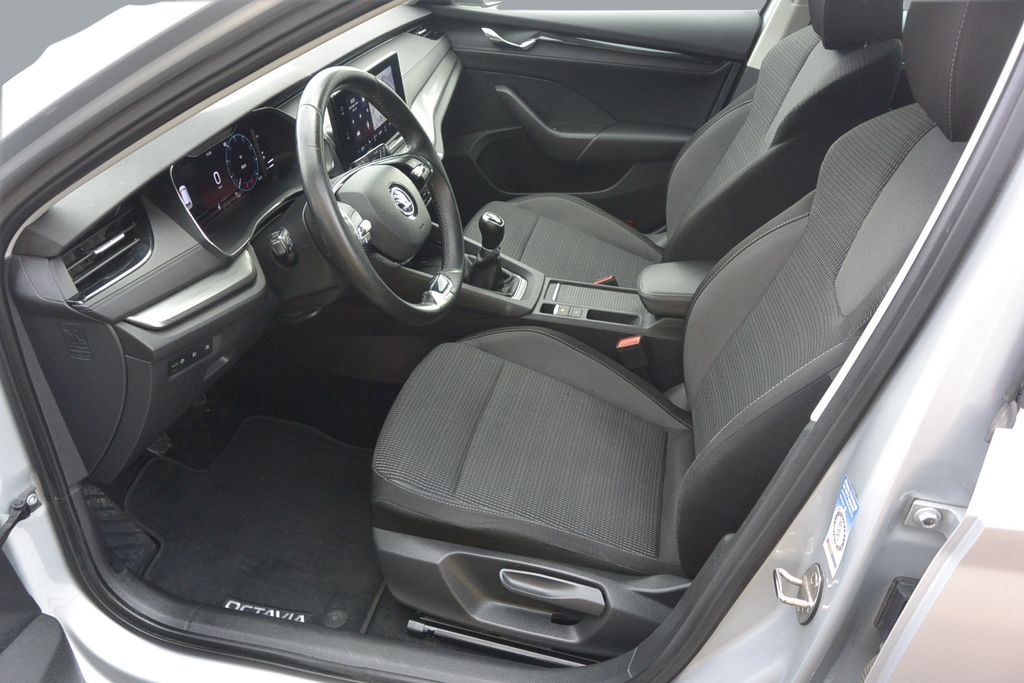 skoda-octavia-2-0tdi-ambition-dph - 7