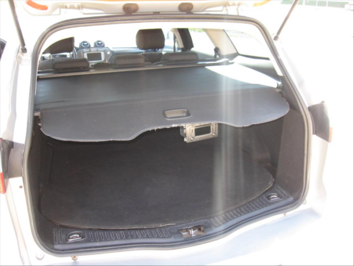 ford-mondeo-2-0-tdci-103-kw-titanium - 7