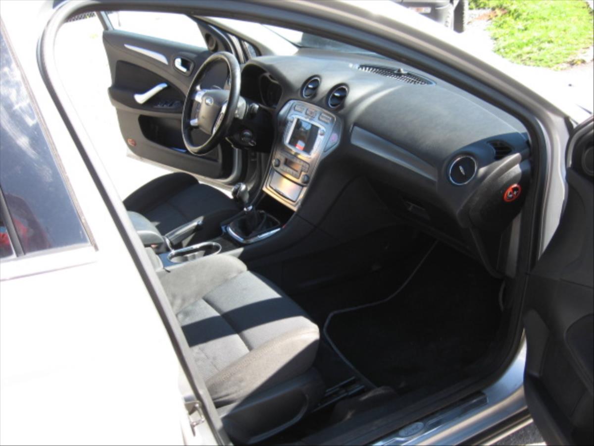 ford-mondeo-2-0-tdci-103-kw-titanium - 9