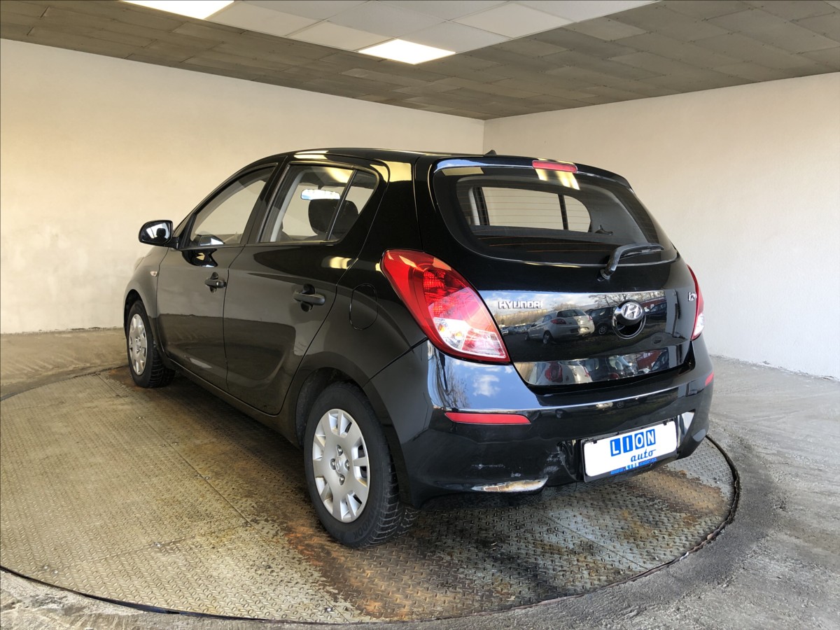 hyundai-i20-1-3-16v - 4