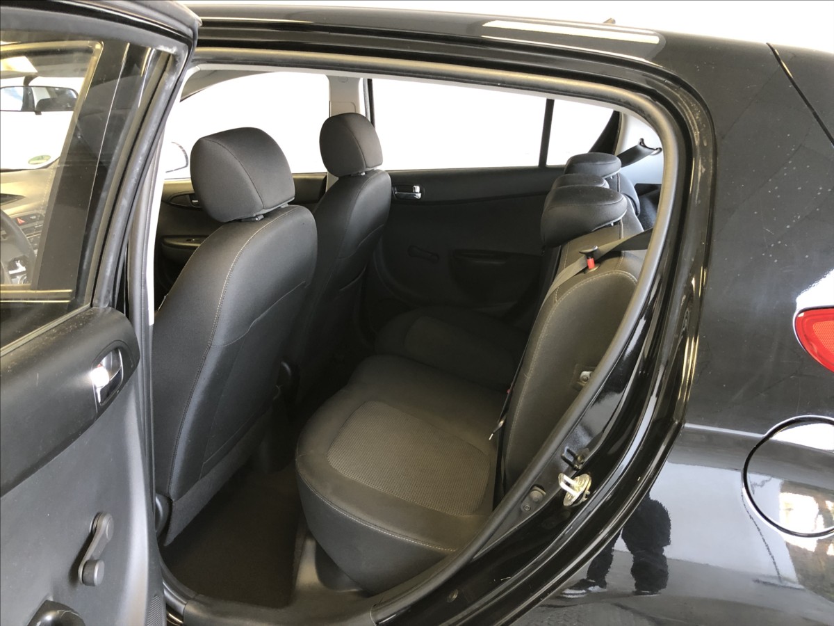 hyundai-i20-1-3-16v - 9