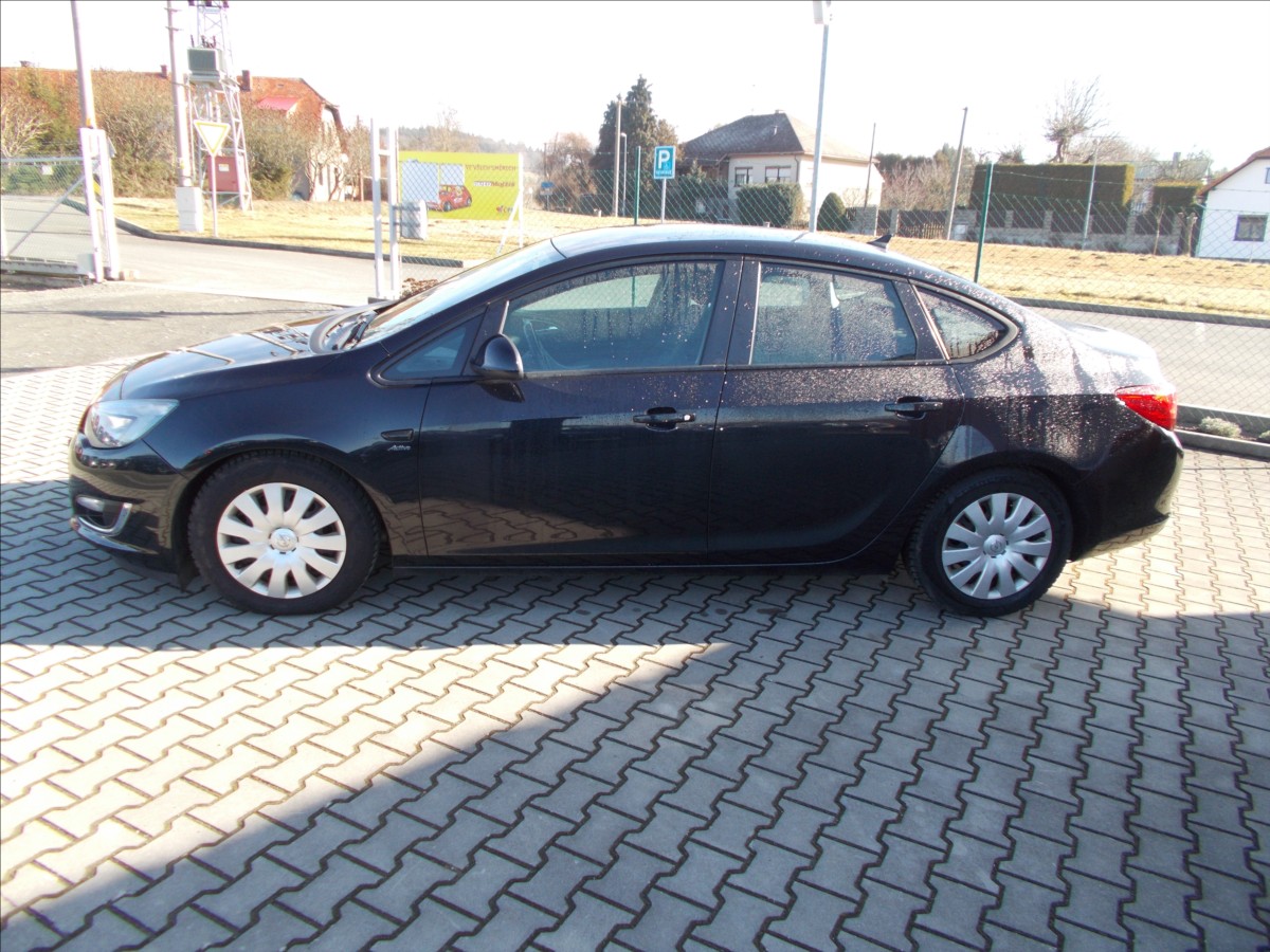 opel-astra-1-4-t-digiklima-navi-tempomat-nova-stk-j - 3