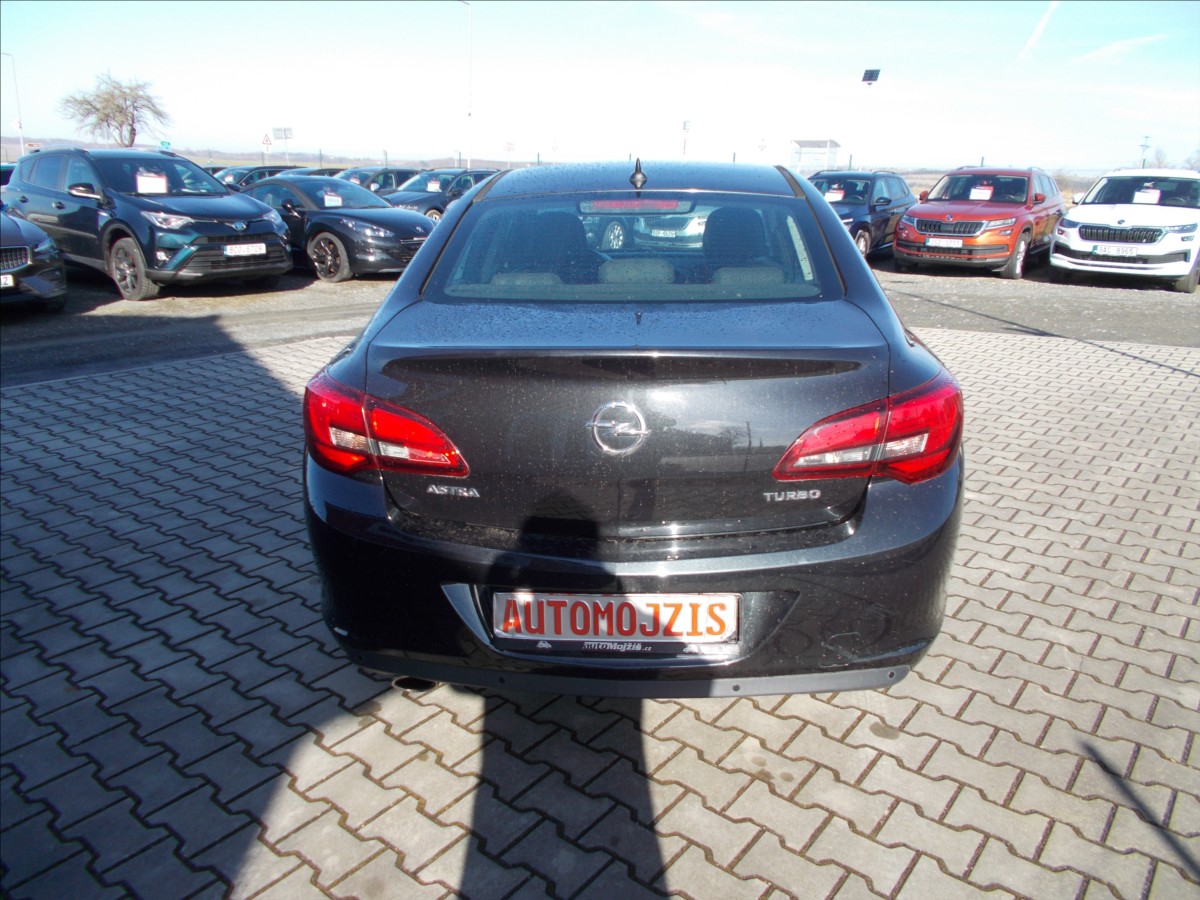 opel-astra-1-4-t-digiklima-navi-tempomat-nova-stk-j - 9