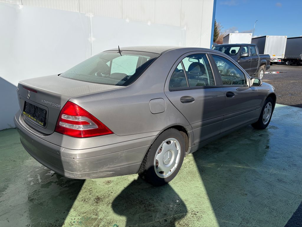 mercedes-benz-tridy-c-1-7-105kw-kompressor - 1