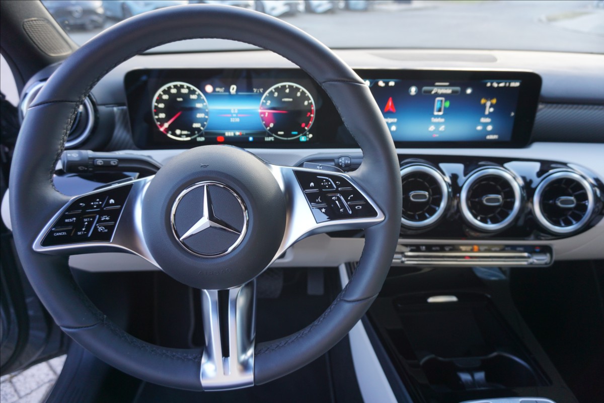 mercedes-benz-tridy-a-1-3-a-180-progressive-cz-zaruka - 5