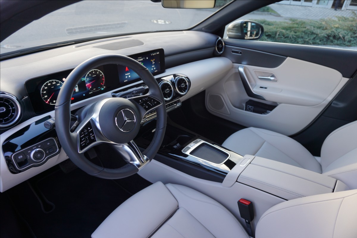 mercedes-benz-tridy-a-1-3-a-180-progressive-cz-zaruka - 8