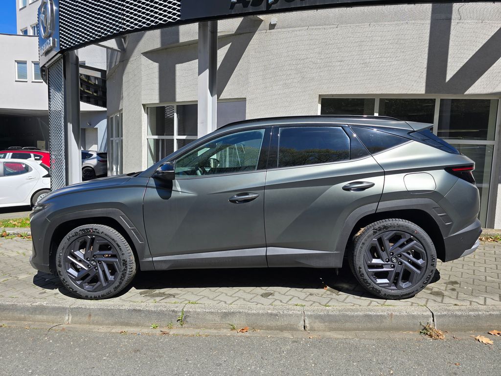hyundai-tucson-1-6-t-gdi-mt-20-years-premium - 1
