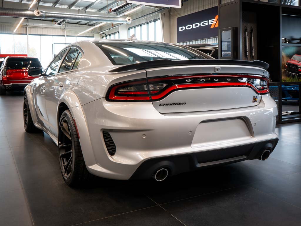dodge-charger-6-4-scat-pack-widebody-6-4-v8 - 2