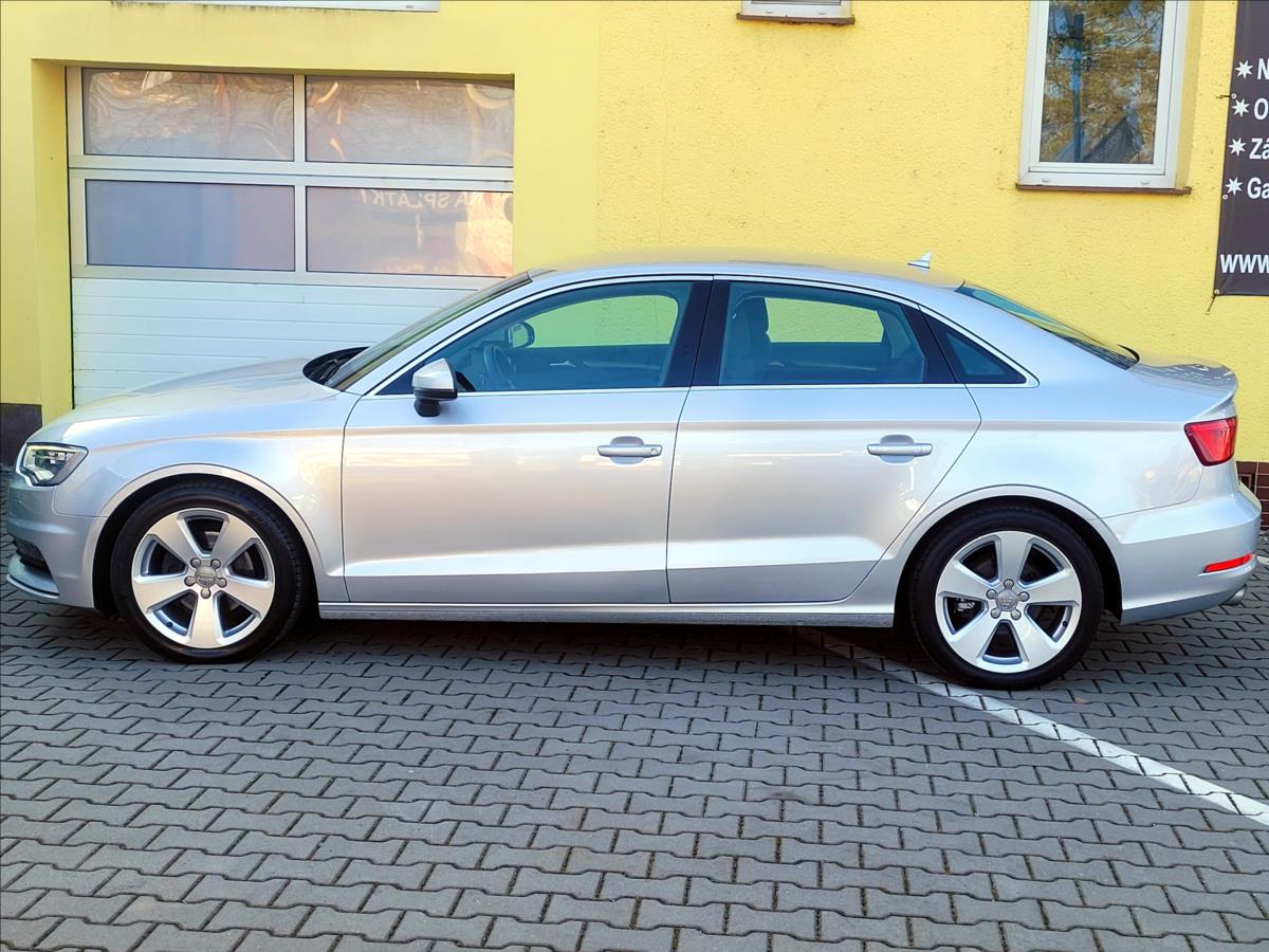 audi-a3-1-4-tfsi-drive-select-led - 7
