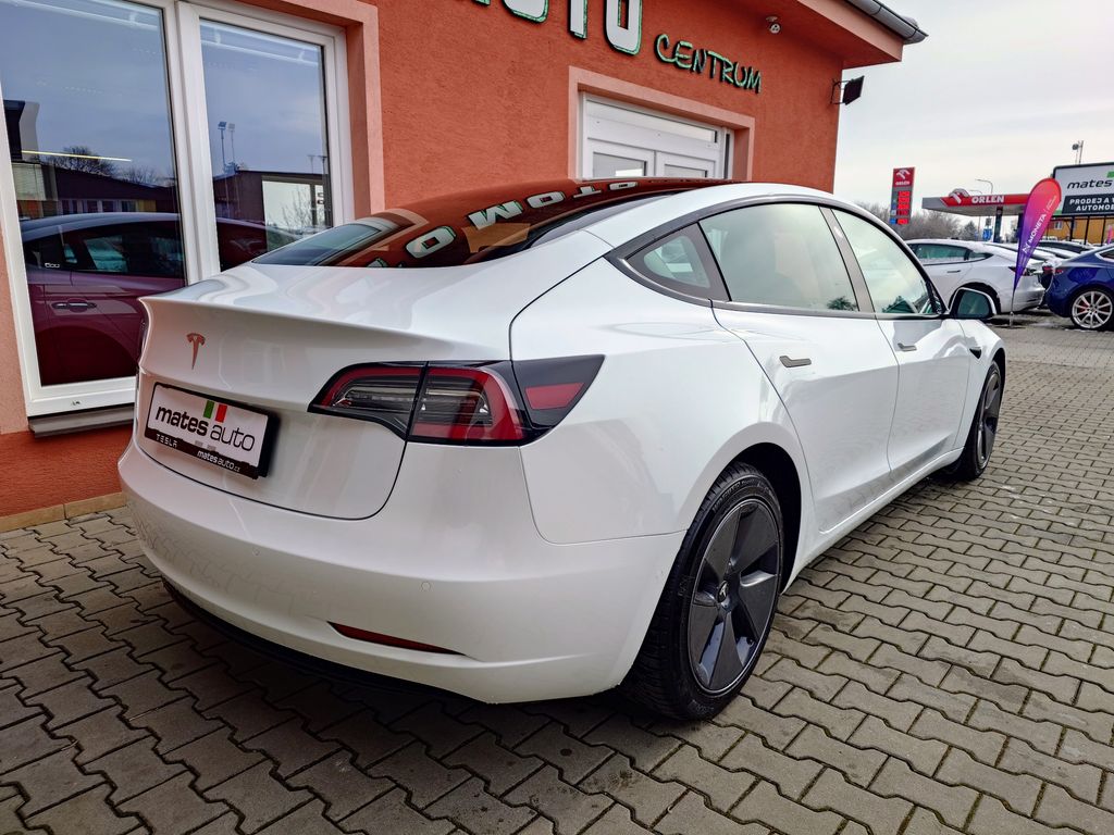 tesla-model-3-standard-range-plus-208-kw-soh - 5