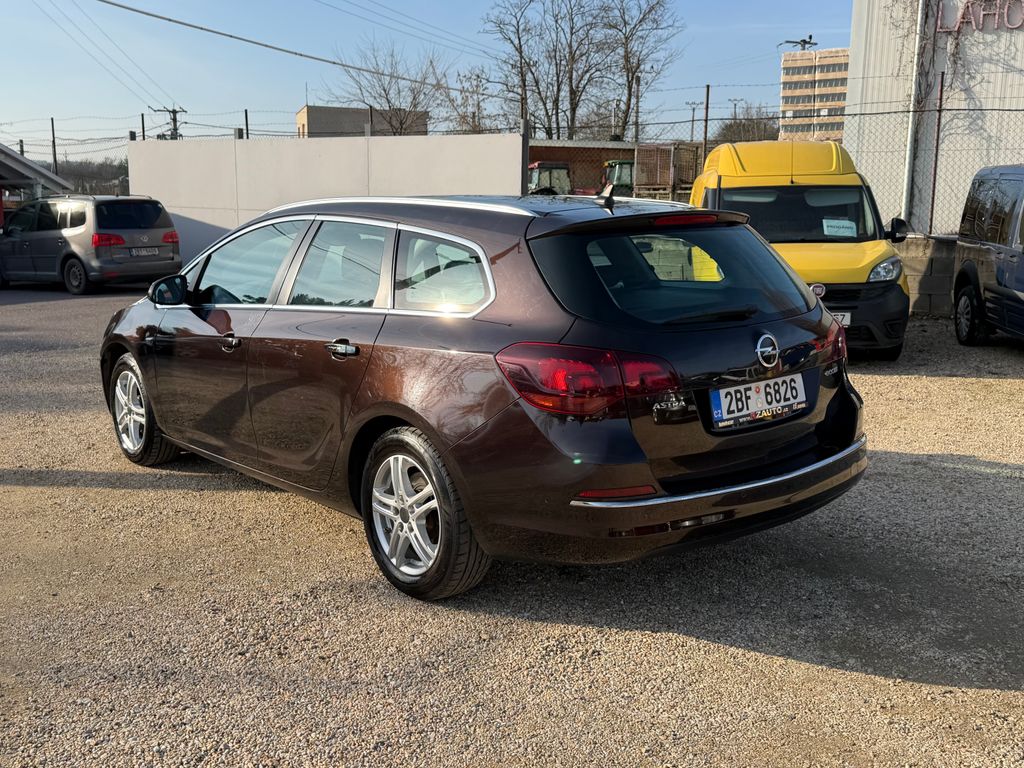 opel-astra-1-7cdti-81kw-vyhrev-sedadel - 2