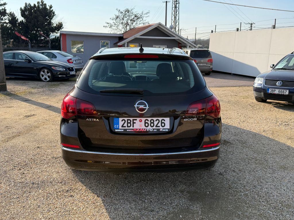 opel-astra-1-7cdti-81kw-vyhrev-sedadel - 3