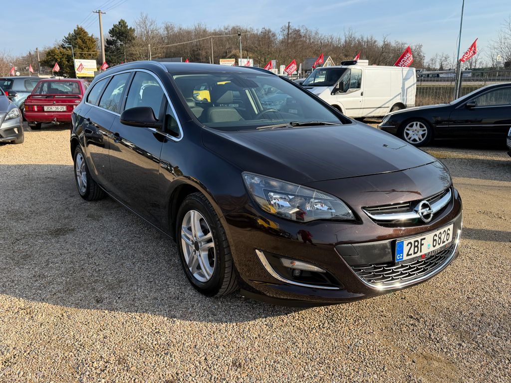 opel-astra-1-7cdti-81kw-vyhrev-sedadel - 8
