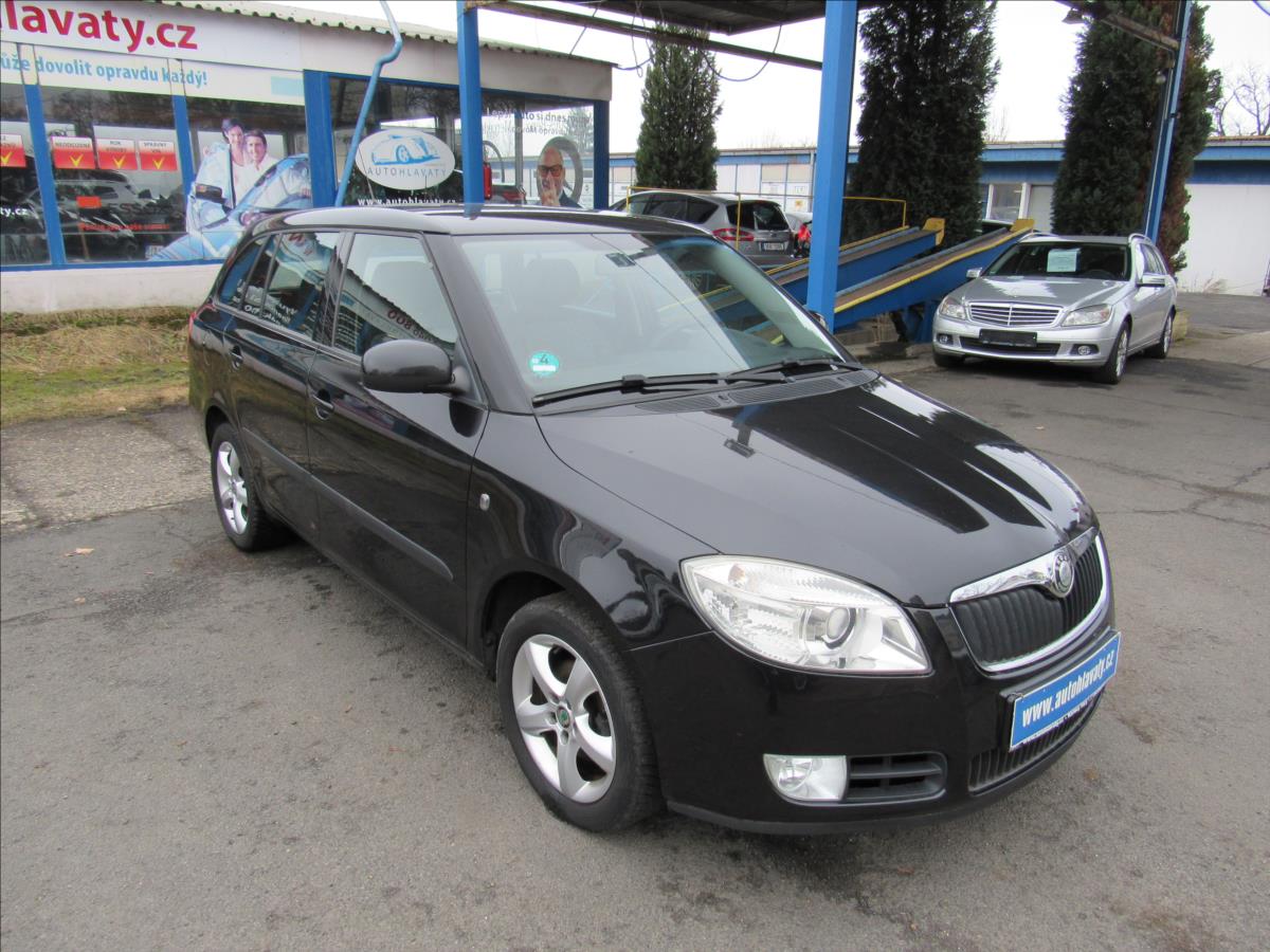 skoda-fabia-1-4-16v-63kw-style-combi - 2