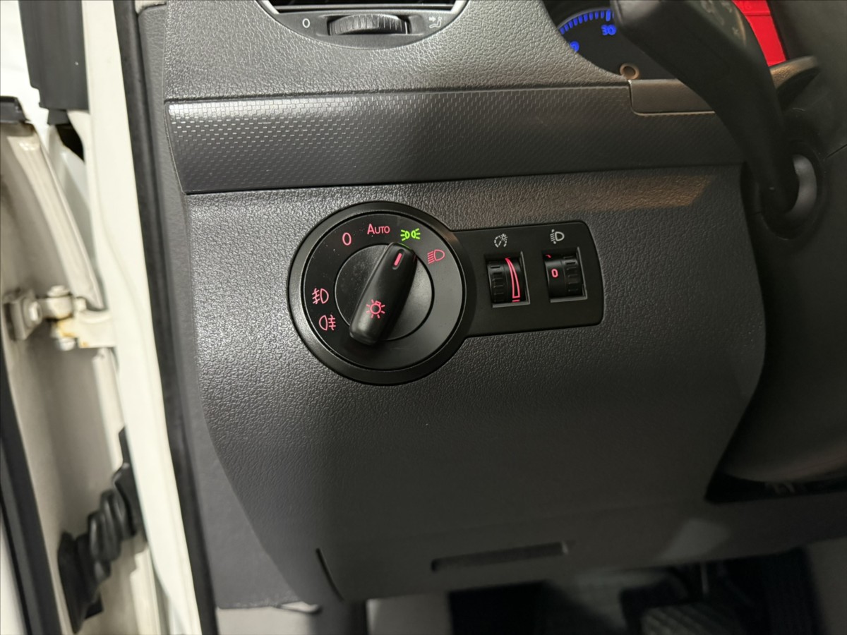 volkswagen-caddy-1-9-tdi-dsg-7-mist-webasto-tz - 9