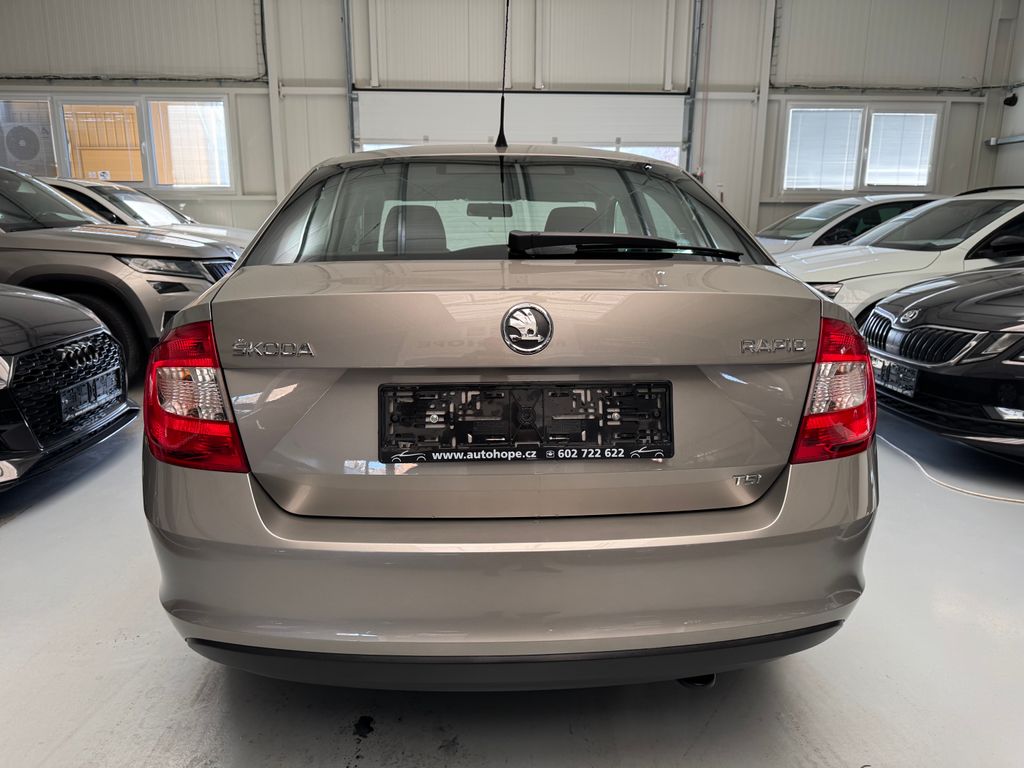 skoda-rapid-1-2-tsi-ambition - 4