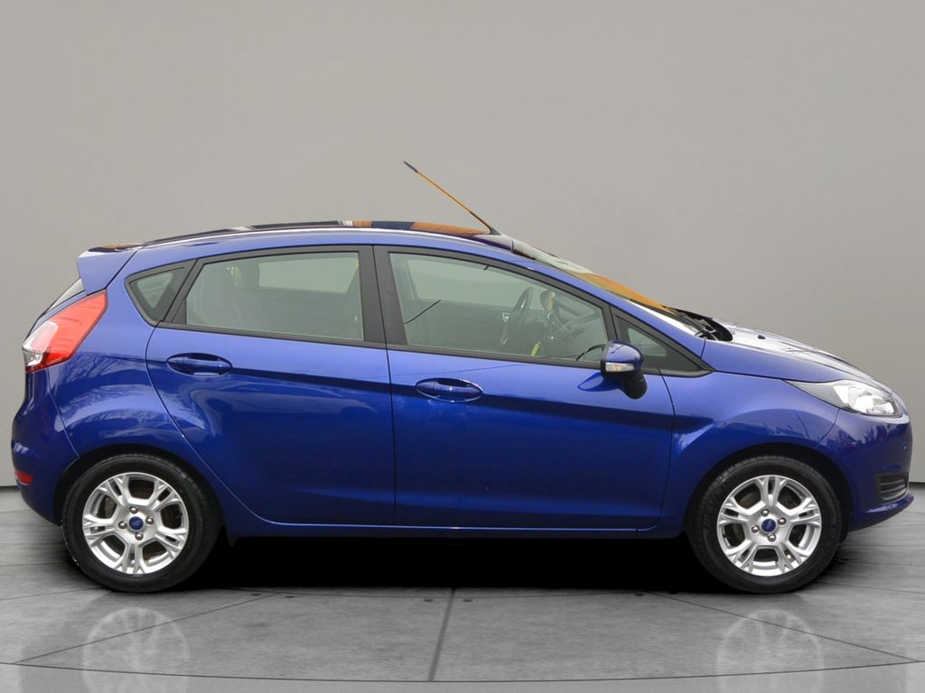 ford-fiesta-1-0-ecoboost-vyhriv-sedadla-ok - 3