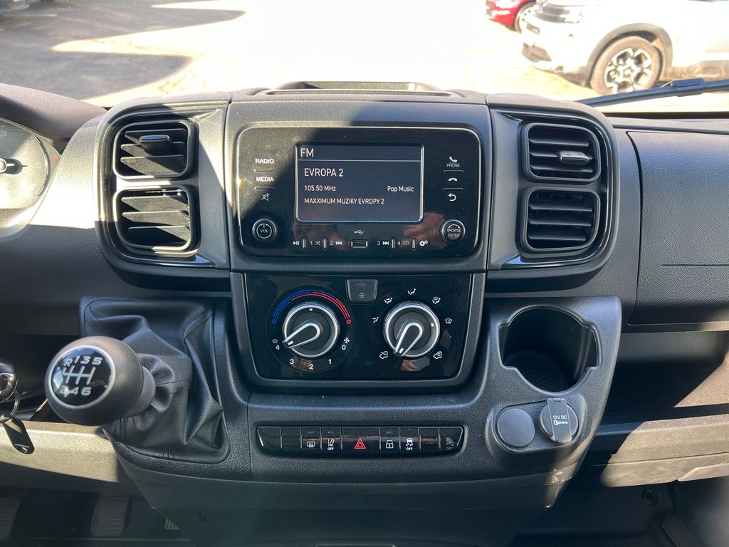 citroen-jumper-2-2-140k-fg35-l2h2-zaruka-5let - 9
