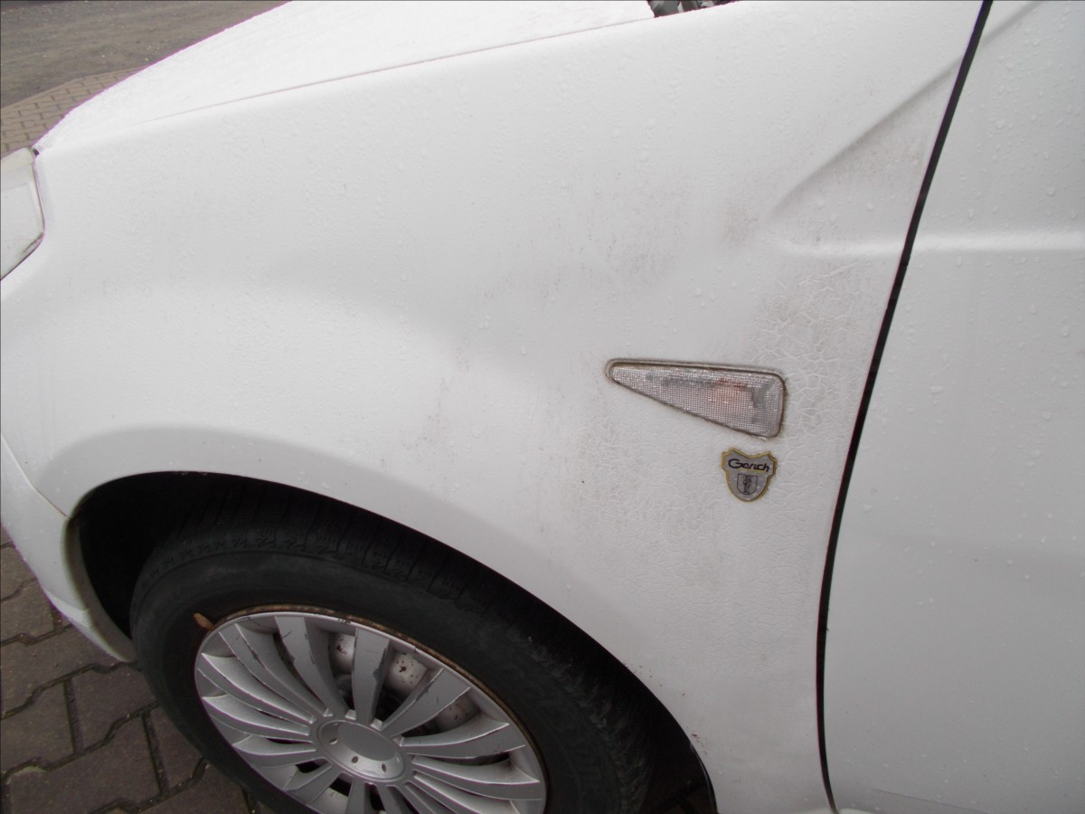 dacia-sandero-1-4-i-1-majitelka-coc-list - 5