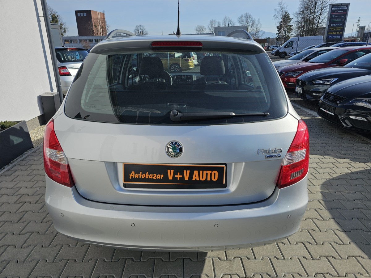 skoda-fabia-ii-1-2tsi-ambition-webasto - 6