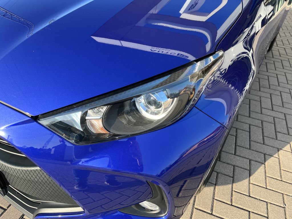 toyota-yaris-1-5-hybrid-e-cvt-comfort - 9