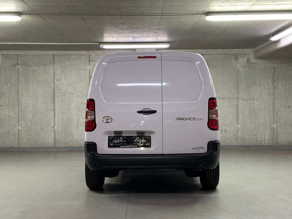 toyota-proace-city-panel-van-1-2-110k-short - 5