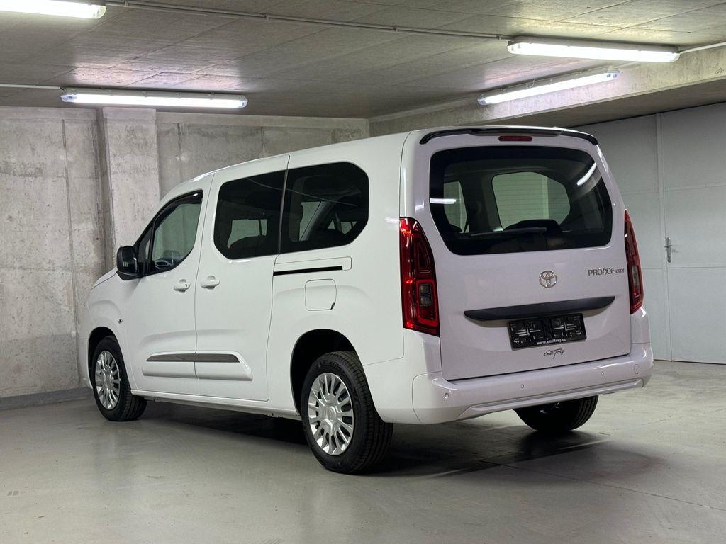 toyota-proace-city-verso-1-2-long-business - 6