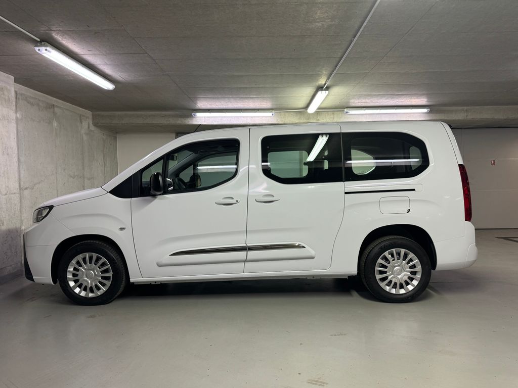 toyota-proace-city-verso-1-2-long-business - 7
