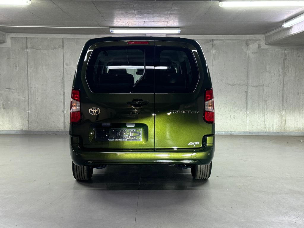 toyota-proace-city-verso-business-1-5-long-7-mist - 4
