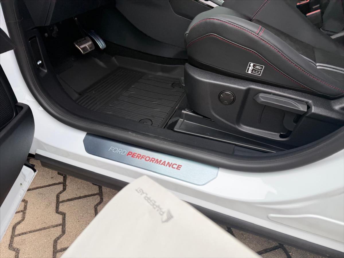 ford-puma-1-0-ecoboost-st - 6