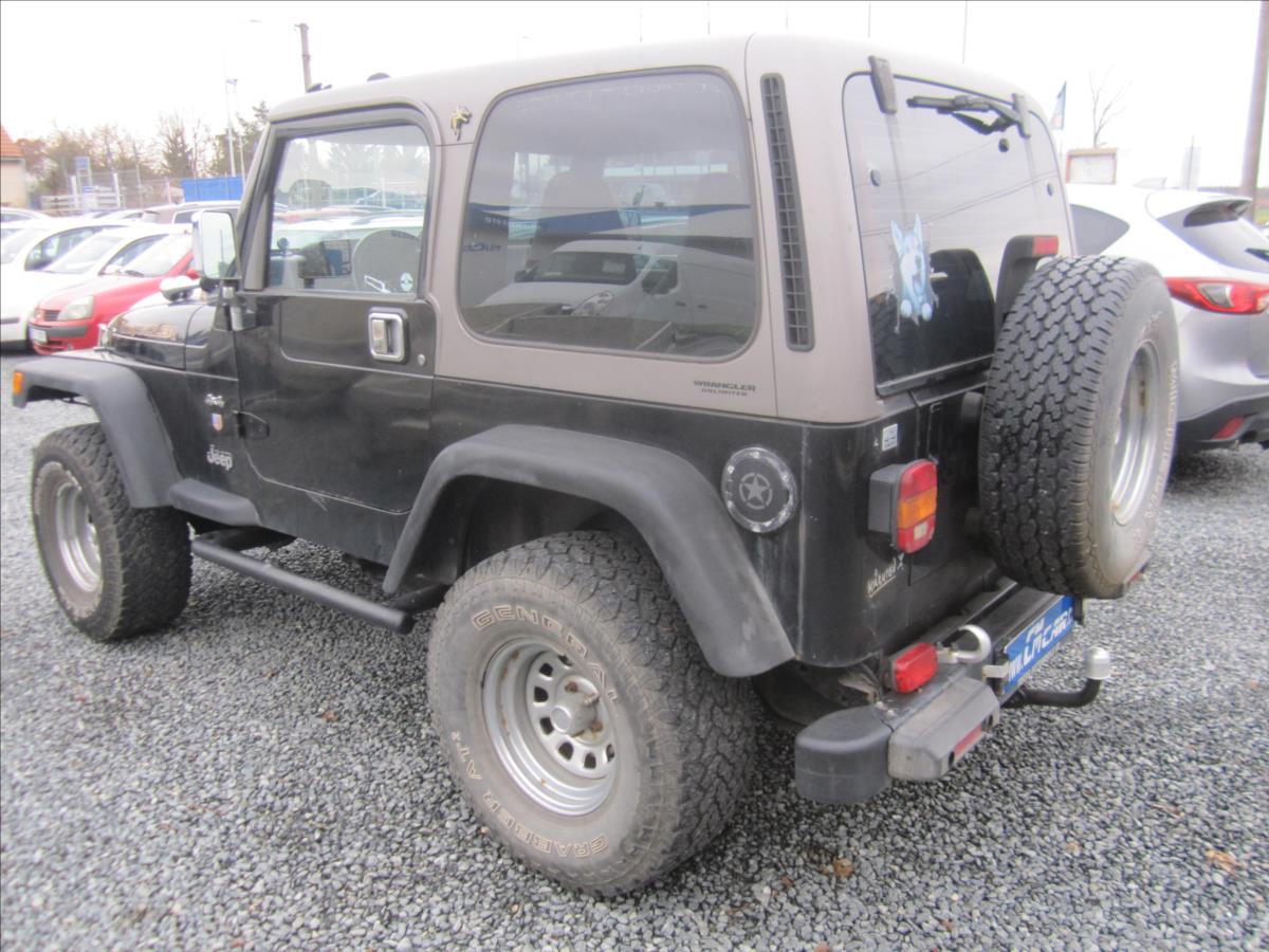 jeep-wrangler-2-5i-4x4-hardtop - 5
