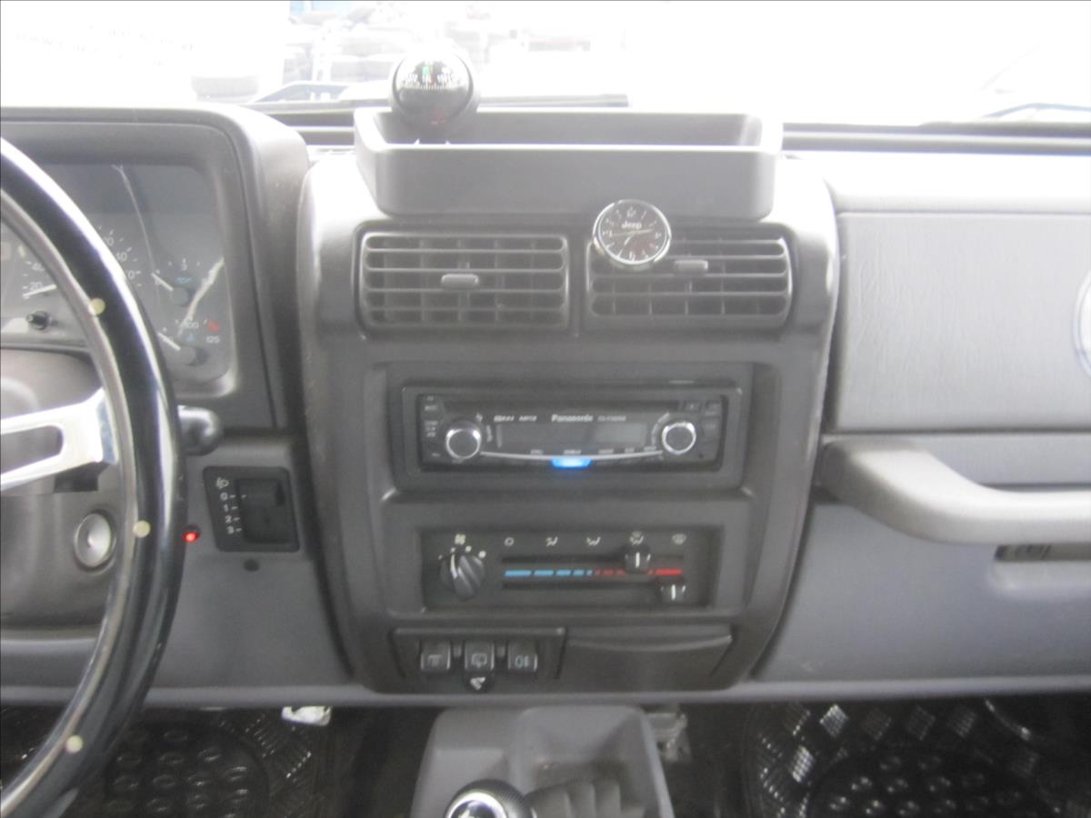 jeep-wrangler-2-5i-4x4-hardtop - 8